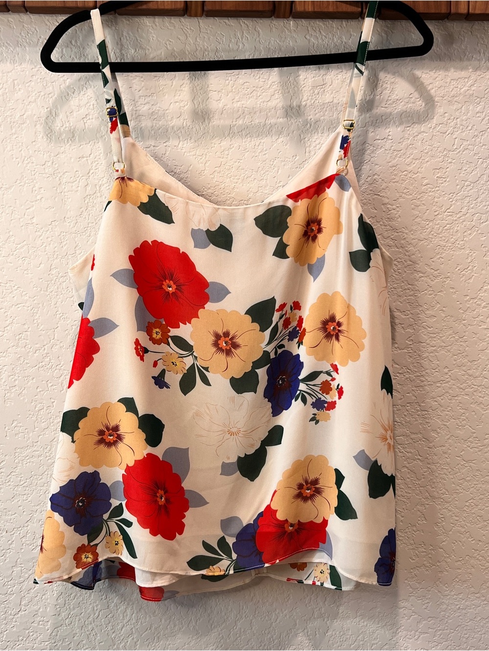CAbi Victoria Cami Floral V-Neck Sleeveless Blouse Tank Style #5911 Size Large - Picture 13 of 14